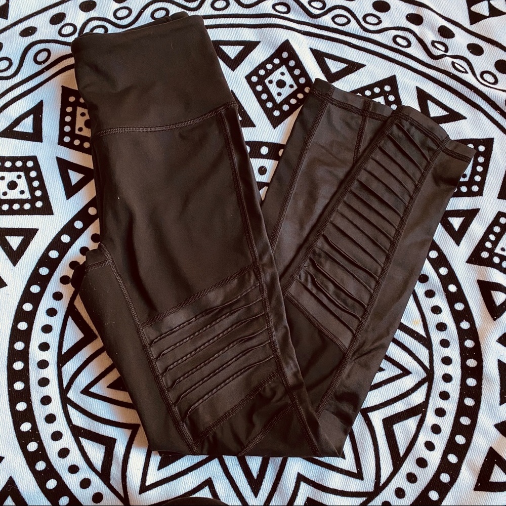 Victoria Secret Knockout Legging